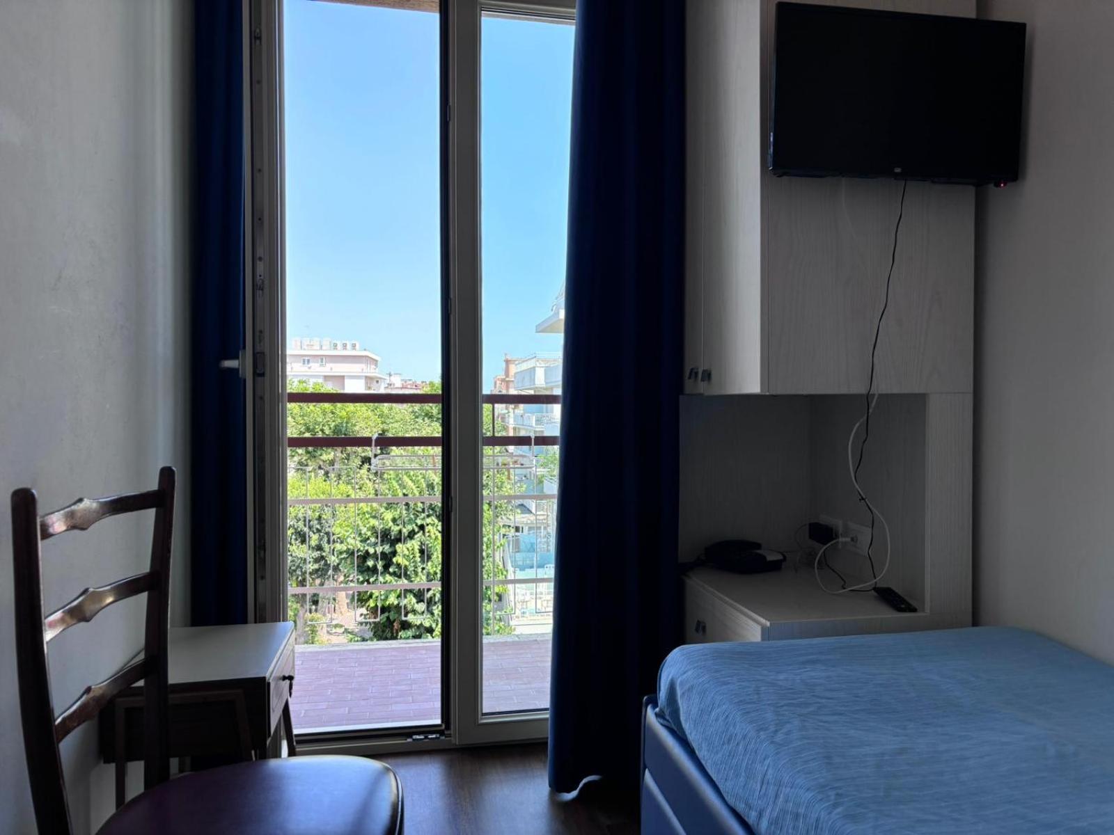 Hotel Belfiore Misano Adriatico Buitenkant foto