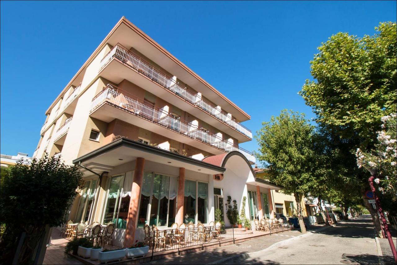 Hotel Belfiore Misano Adriatico Buitenkant foto