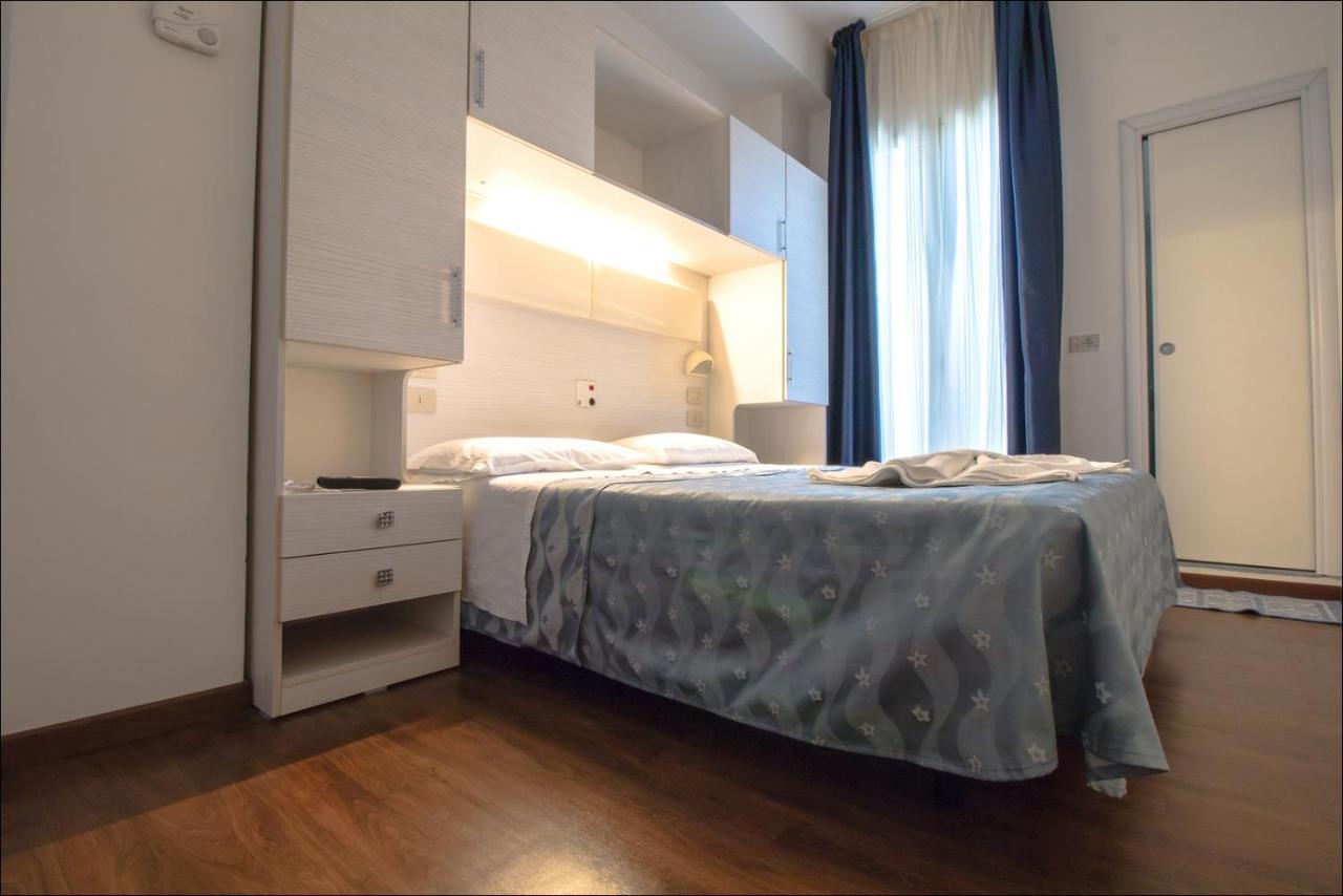 Hotel Belfiore Misano Adriatico Buitenkant foto