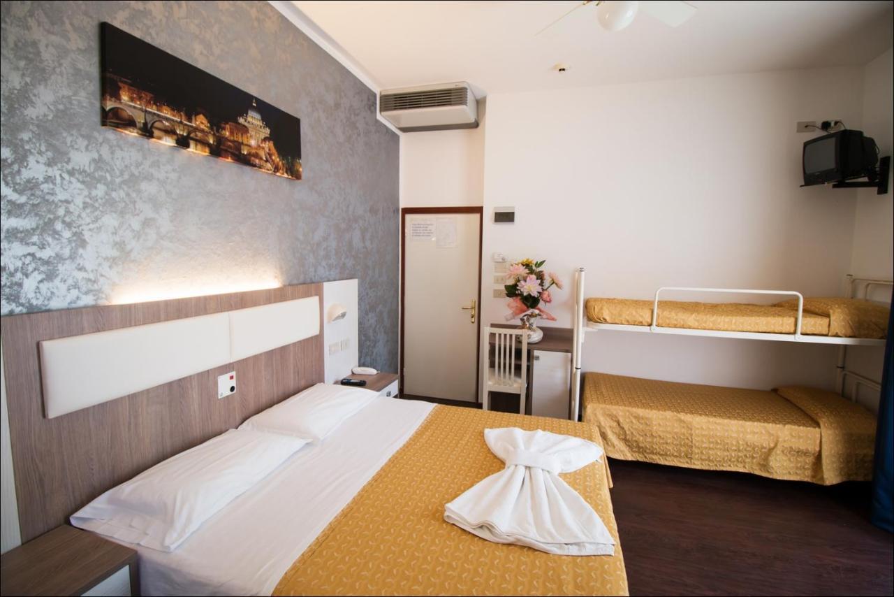 Hotel Belfiore Misano Adriatico Buitenkant foto