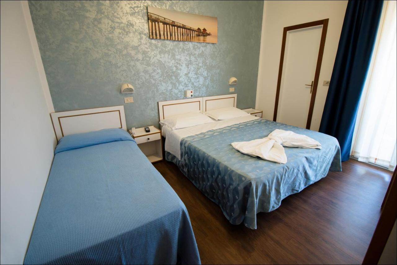 Hotel Belfiore Misano Adriatico Buitenkant foto